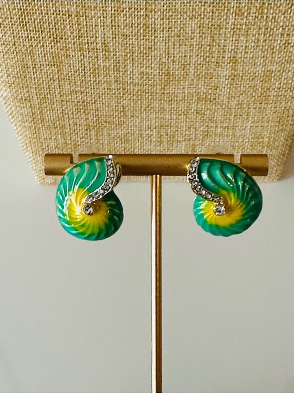 Fashion Jewelry Green and Yellow Swirl Crystal Stud Earrings
